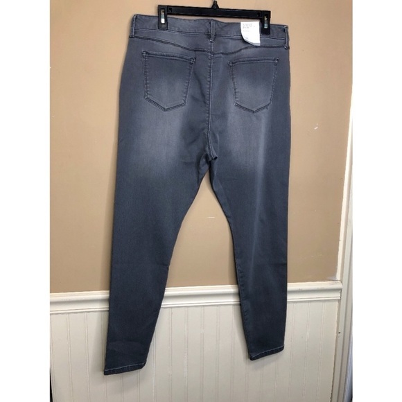 Style & Co Gray High Rise Ankle Pants Size 18 NWT - Picture 2 of 8